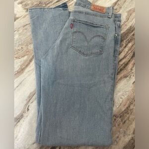 Levi's | Light Blue Mid Rise Skinny Jeans